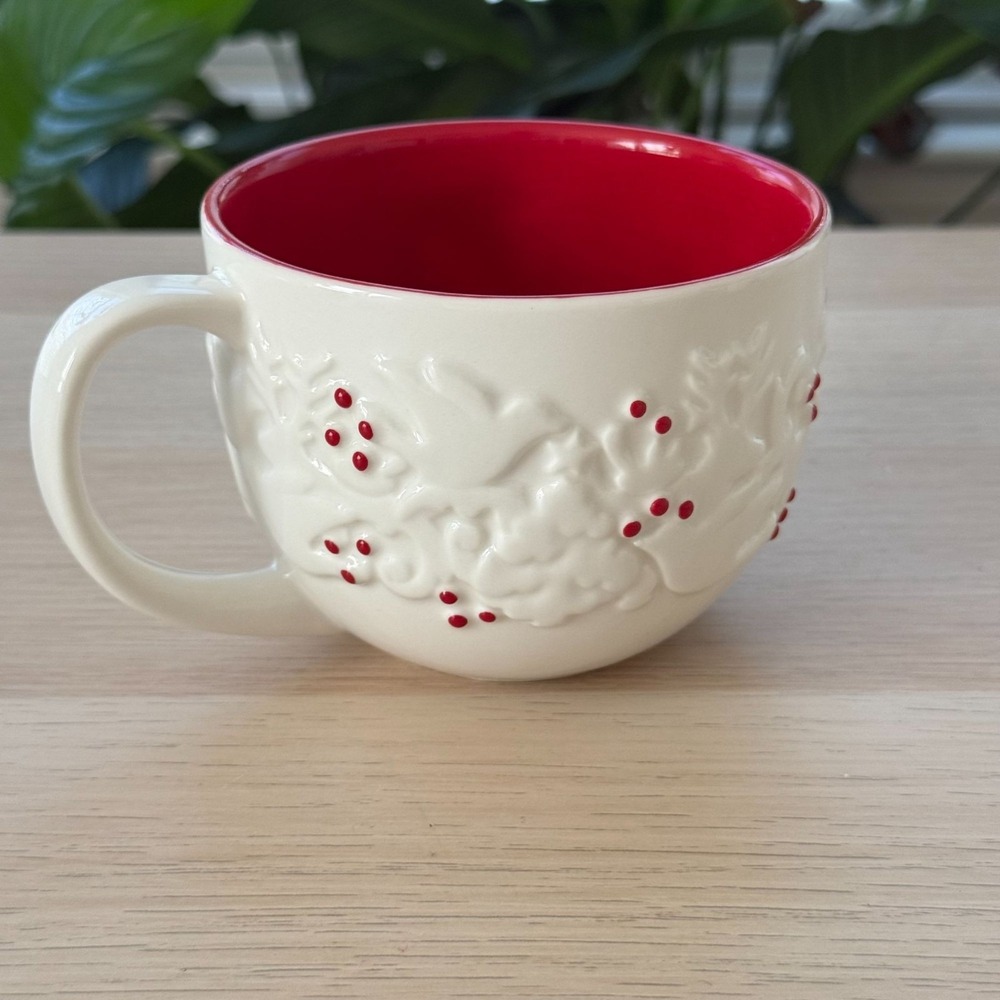 Starbucks 2008 Holiday Mug White Embossed Dove Red Berries Interior 12 Oz Cerami